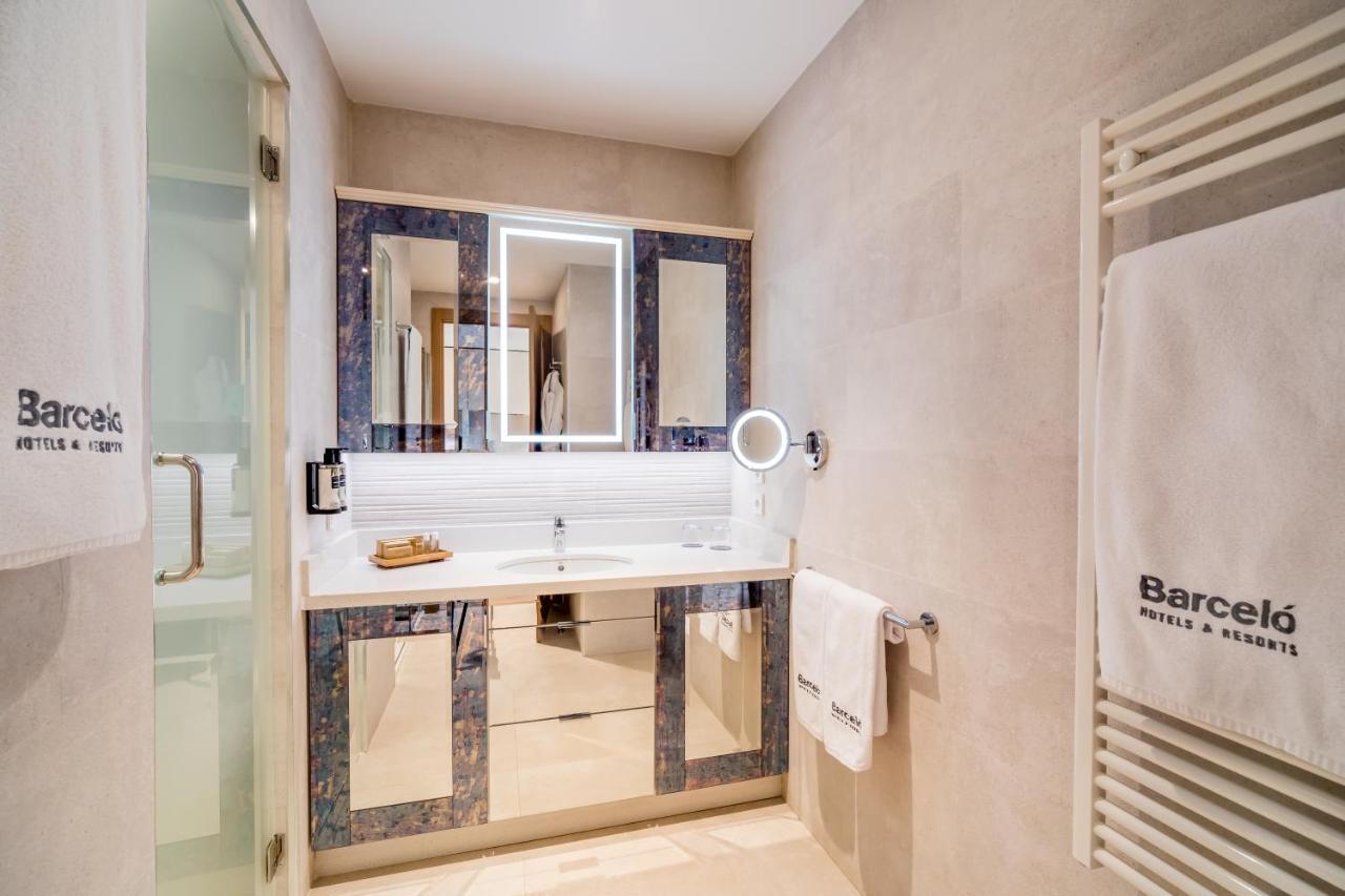Barcelo La Nucia Hills Hotel Eksteriør billede Bathroom